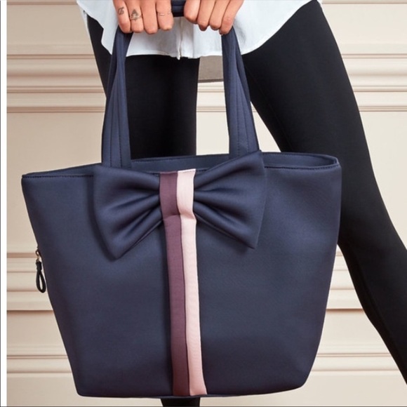 Crush it‎ bow tote bag